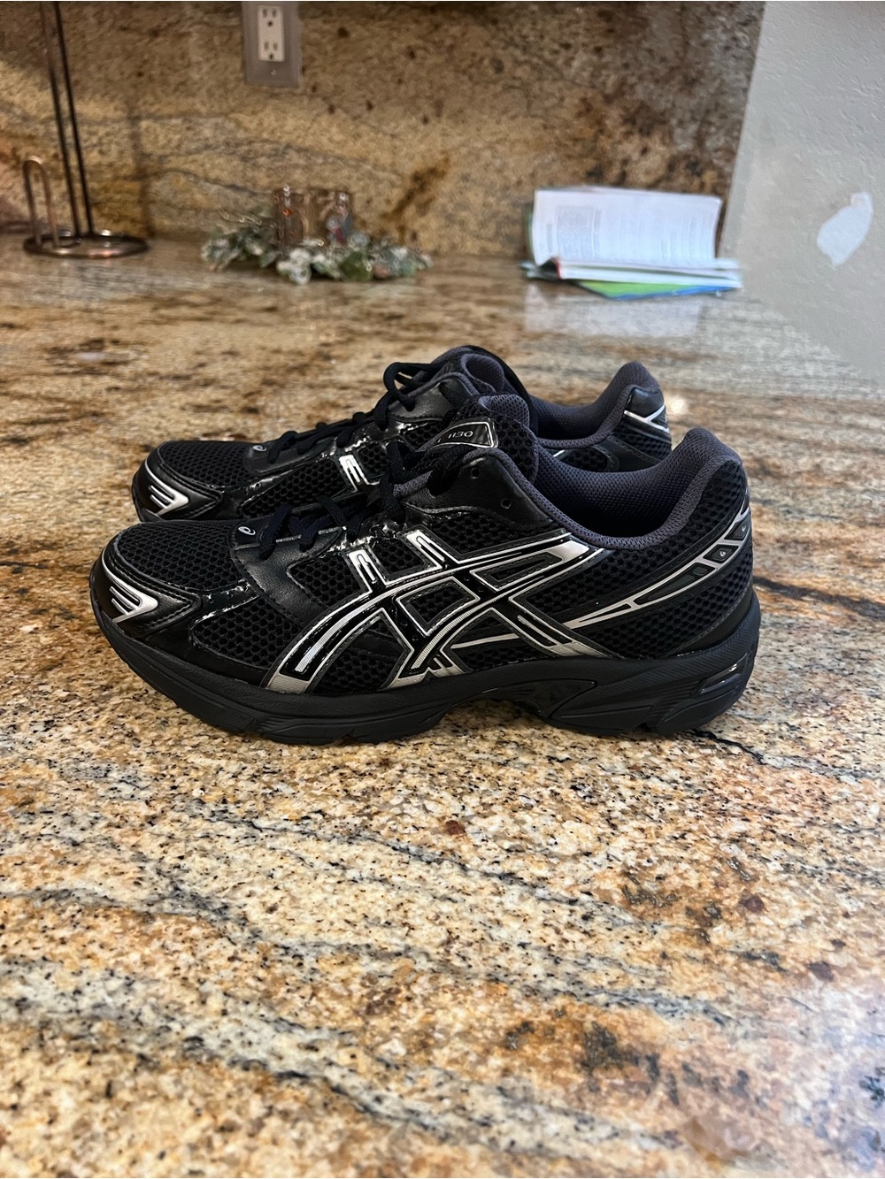 ASICS GEL-1130 Black Pure Silver Men’s 9 Women’s 10.5 1201A906-001
